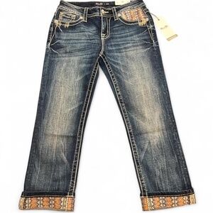 Miss Me Slim Fit Mid-Rise Capri Jeans - Size 26